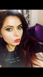 Abu Dhabi Escorts - Roshini  Abu Dhabi Escort