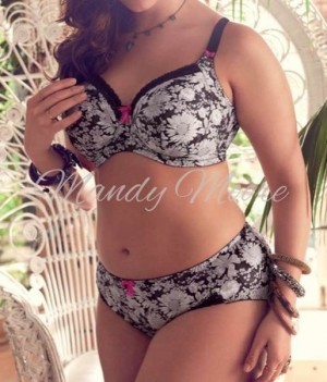 Montreal Escorts - Mandy moore Canadian Montreal Escort