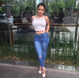 Abu Dhabi Escorts - Tara22 saber Abu Dhabi Escort