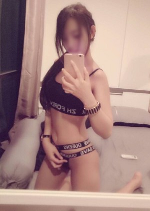 Bangkok Escorts - Petite Kea Thai Bangkok Escort