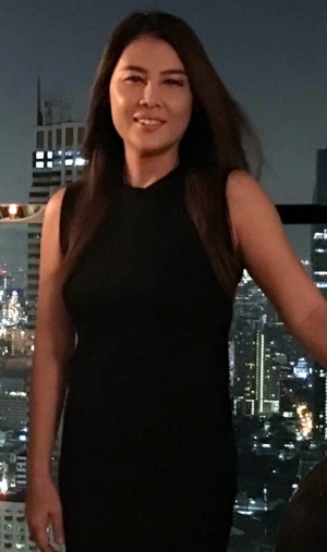 Bangkok Escorts - Mature Oon Thai Bangkok Escort