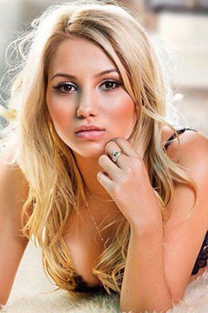 London Escorts - Alejandra Italian London Escort