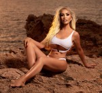 London Escorts - Elle London Elegant British London Escort