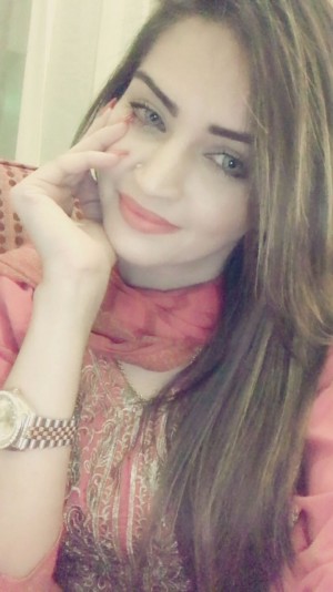 Dubai Escorts - Aisha-hotel Escorts Dubai India Dubai Escort