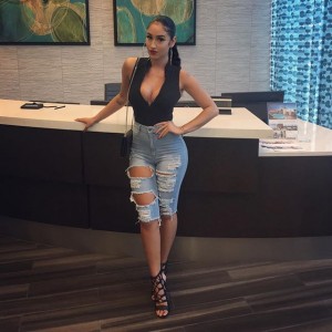 Dubai Escorts - Sexy Almira Mexico Dubai Escort