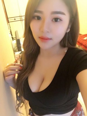 Dubai Escorts - Xila Vietnam Dubai Escort