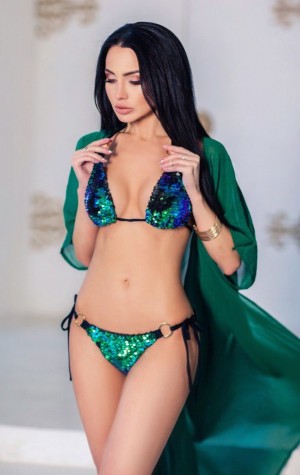 Milan Escorts - Julia Erotica Russian Milan Escort