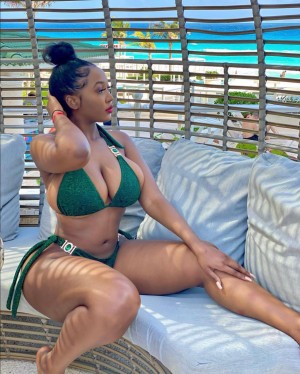 Doha Escorts - Clarion BAHAMIAN Doha Escort