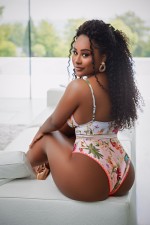 London Escorts - Savannah European London Escort