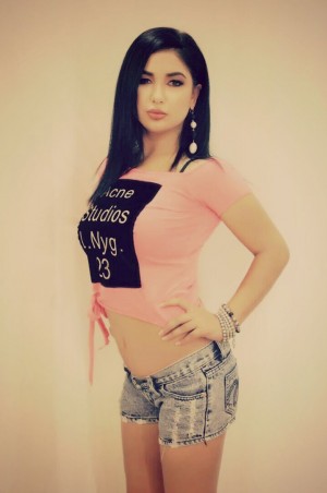 Delhi Escorts - Noida Call Girls Escorts Indian Delhi Escort