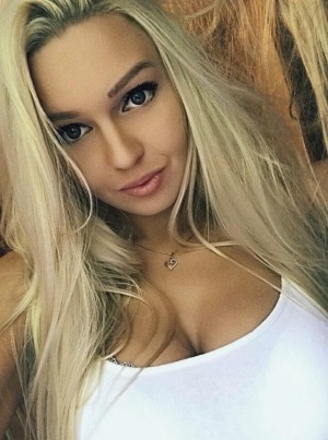 Paris Escorts - Angelica swedish Paris Escort