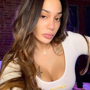 Paris Shemale Escorts - Anne france Paris Escort