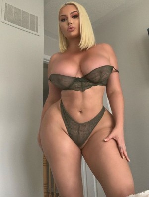 Cairo Escorts - Juana italian Cairo Escort
