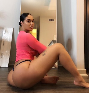 Cairo Escorts - Laura Sxy malta Cairo Escort