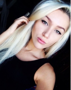 Paris Escorts - Pell swedish Paris Escort