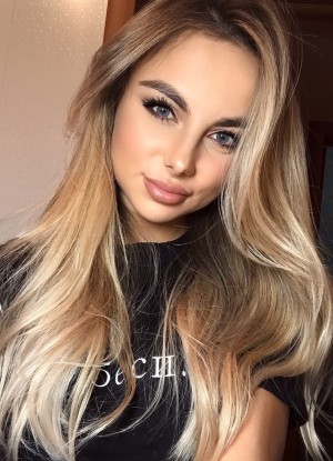 Paris Escorts - Peyton czech Paris Escort