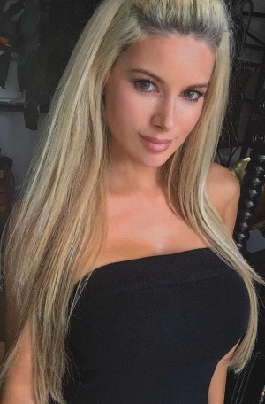 Istanbul Escorts - Lindsay Latvian Istanbul Escort