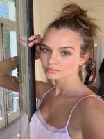 Paris Escorts - Lillian Girls Escort in Paris - ID-26518