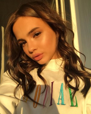 Paris Escorts - Bellar swedish Paris Escort