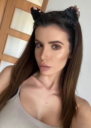 Paris Escorts - Osa swedish Paris Escort