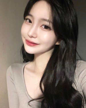 Kuala Lumpur Escorts - Elaine Taiwanese Kuala Lumpur Escort