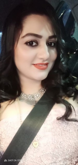 Dubai Escorts - Manahil Pakistani Escort pakistani Dubai Escort