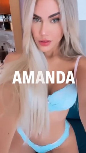Dubai Escorts - Amanda Brazil Dubai Escort
