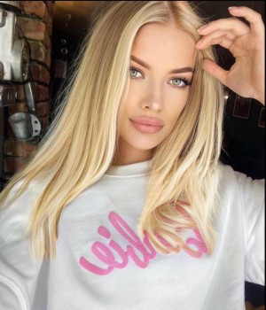Istanbul Escorts - Olya Ukrainian Istanbul Escort