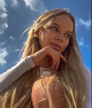 Istanbul Escorts - Maya Ukrainian Istanbul Escort
