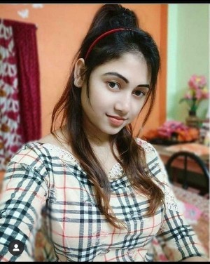 Muscat Escorts - Nasreen Escort Oman omani Muscat Escort