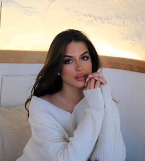 Istanbul Escorts - Karina Ukraine Istanbul Escort