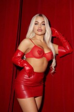 Paris Escorts - Jenni Russian Paris Escort