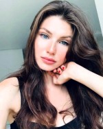 Paris Escorts - Manon Russian Paris Escort