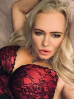 Nicole English Kent Escort
