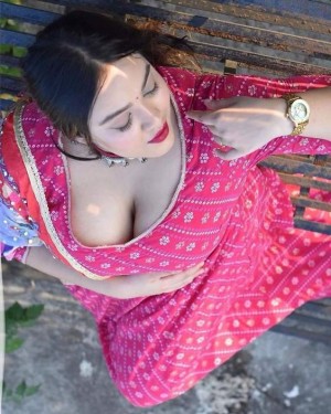 Dubai Escorts - Retu Escorts In Model Tow Pakistani Dubai Escort