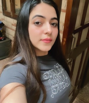 Muscat Escorts - Pooja Indian Muscat Escort