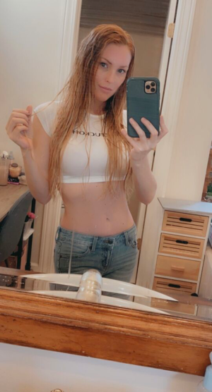 Lyon Escorts - Imelda Sans Tabou Français Lyon Escort