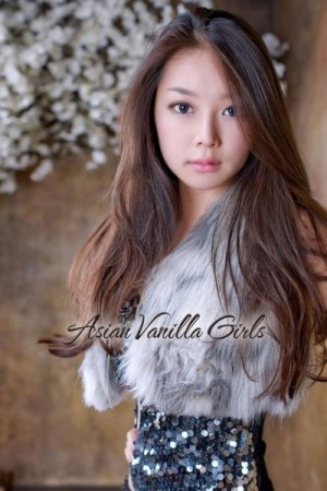 London Escorts - Houng Vietnamese London Escort