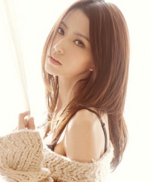 London Escorts - Nini Japan London Escort